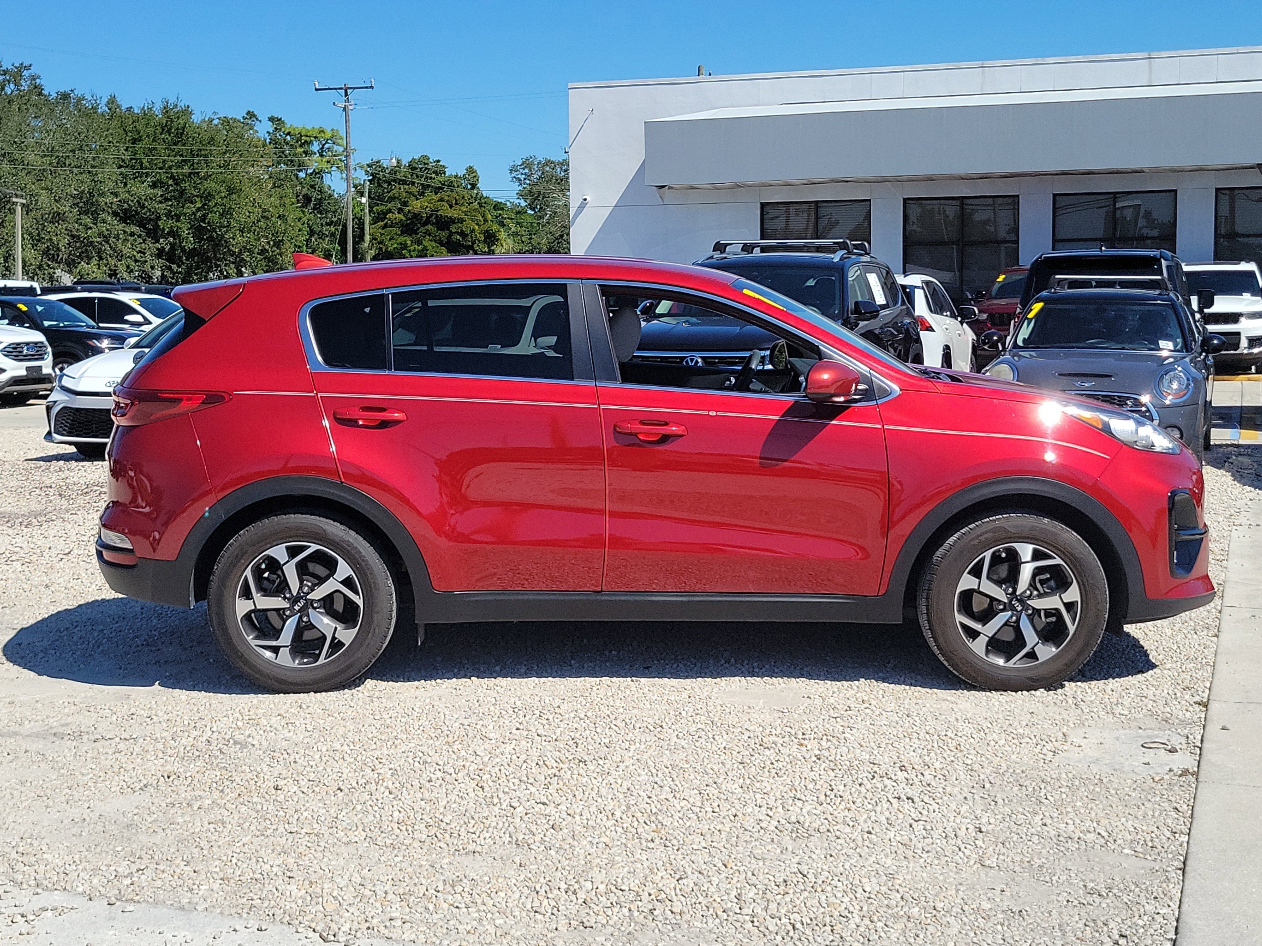 Used 2020 Kia Sportage LX image 7