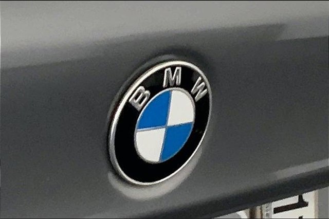 Certified 2023 BMW 540i image 30
