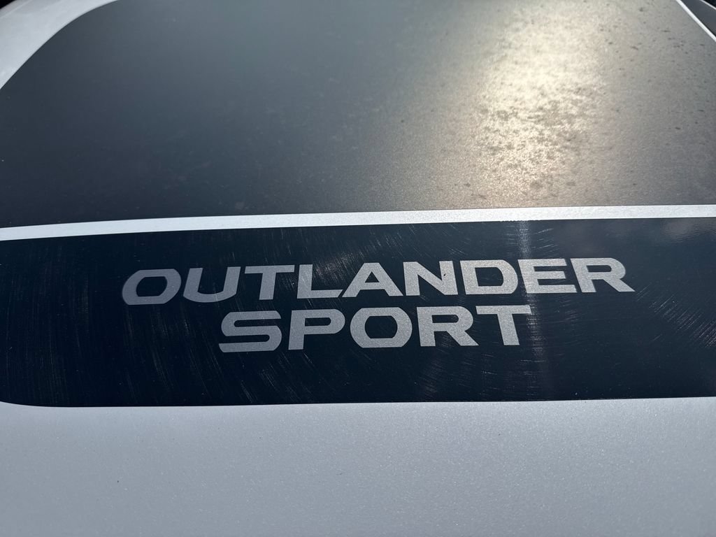 Used 2024 Mitsubishi Outlander Sport SE AWD/4WD image 9