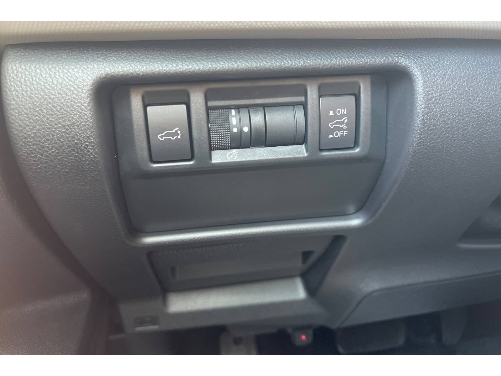 Certified 2026 Subaru Forester Premium AWD/4WD image 39
