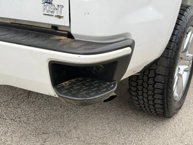 Used 2018 Chevrolet Silverado 1500 Custom RWD image 11