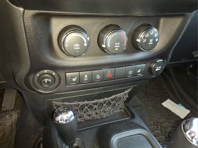 Used 2017 Jeep Wrangler Sport AWD/4WD image 21