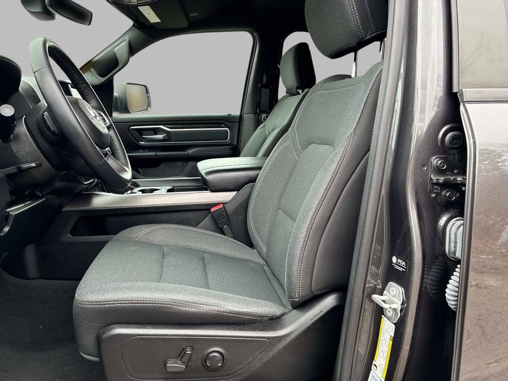 Used 2022 RAM 1500 Big Horn AWD/4WD image 21
