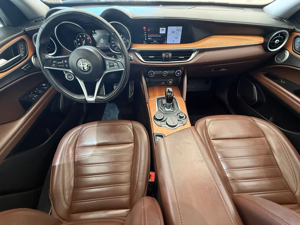 Used 2019 Alfa Romeo Stelvio Ti Lusso w/ Quick Order Package 22X Lusso AWD/4WD image 27