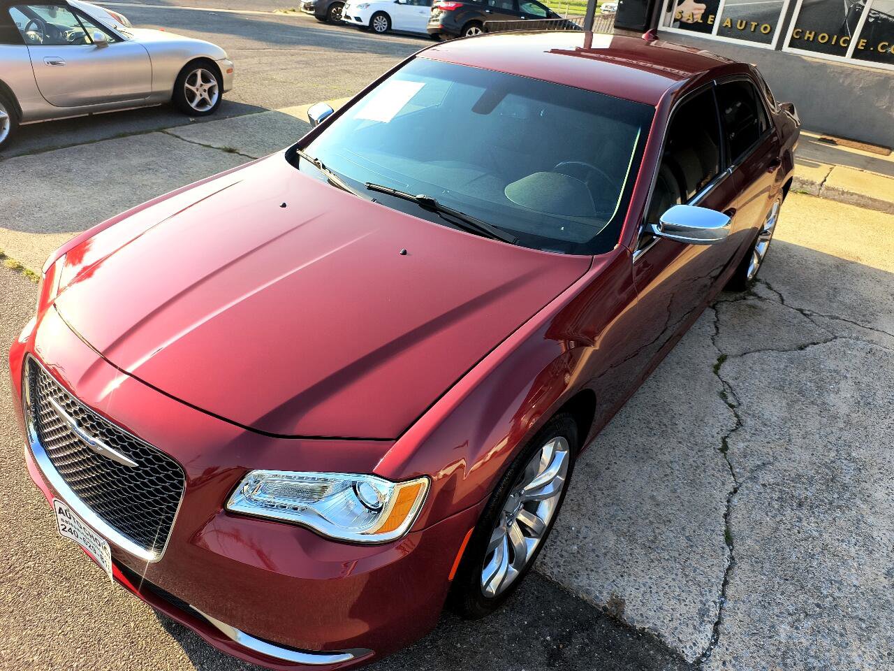 Used 2019 Chrysler 300 Touring w/ Chrome Appearance Package image 35