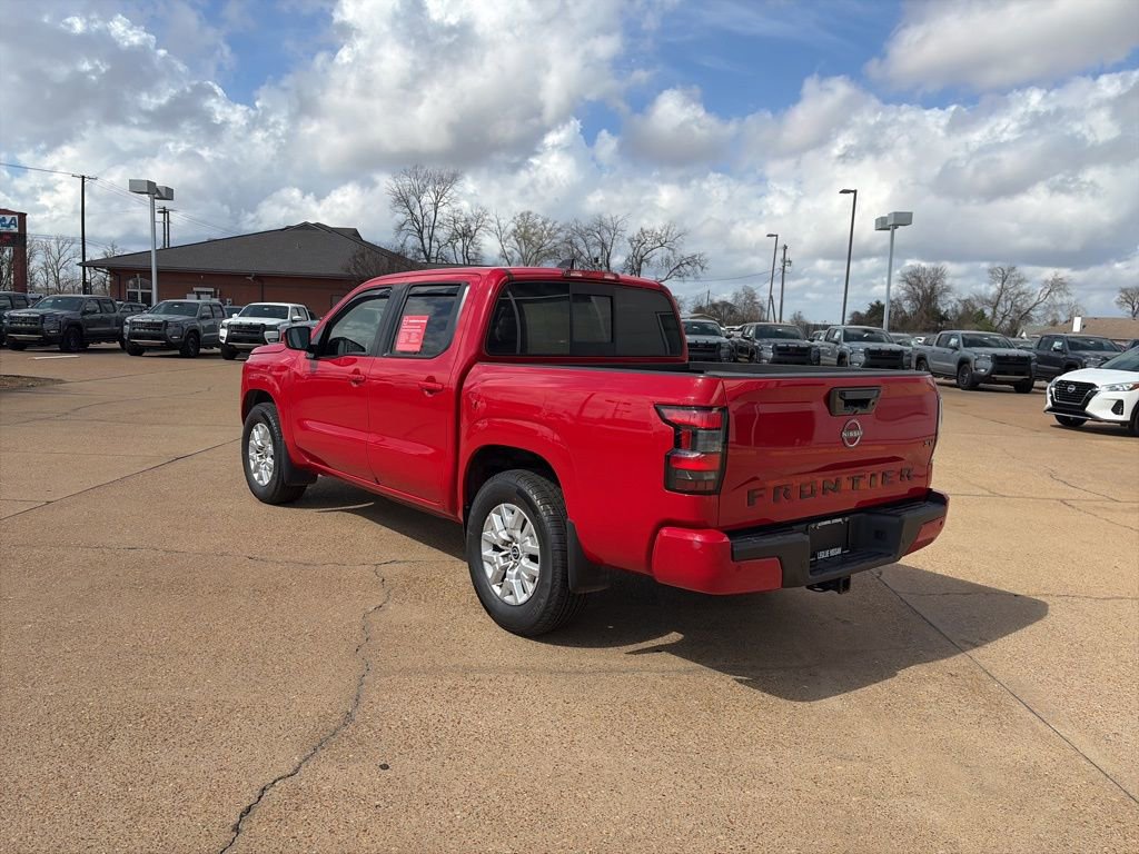 Certified 2022 Nissan Frontier SV image 3