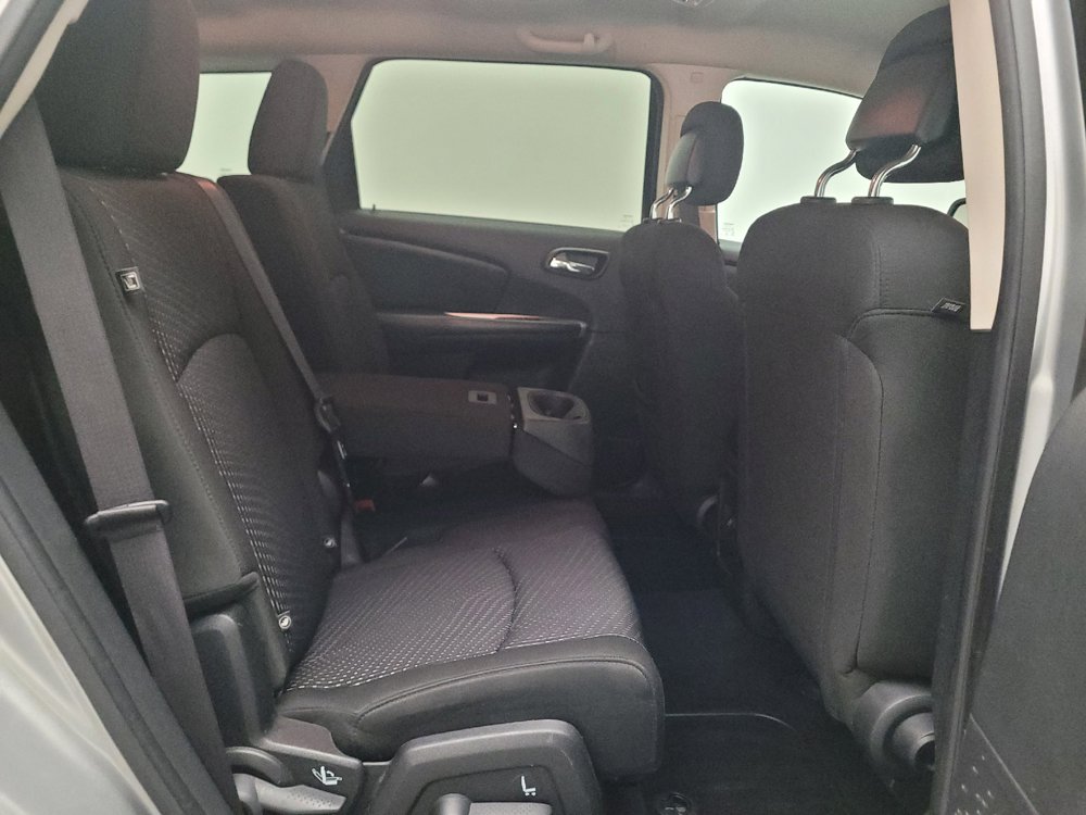 Used 2019 Dodge Journey SE w/ Connectivity Group FWD image 19