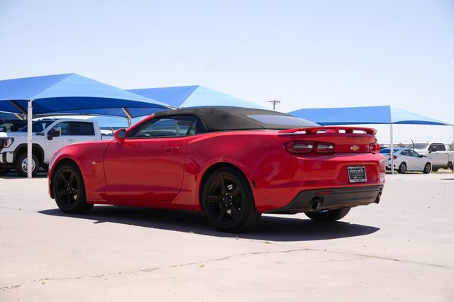 Used 2020 Chevrolet Camaro LT RWD image 5