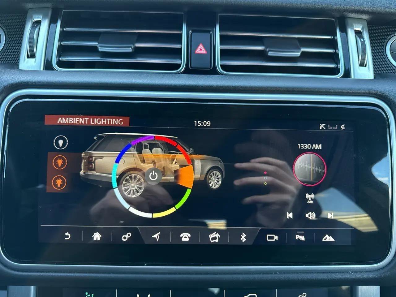 Used 2020 Land Rover Range Rover HSE image 57