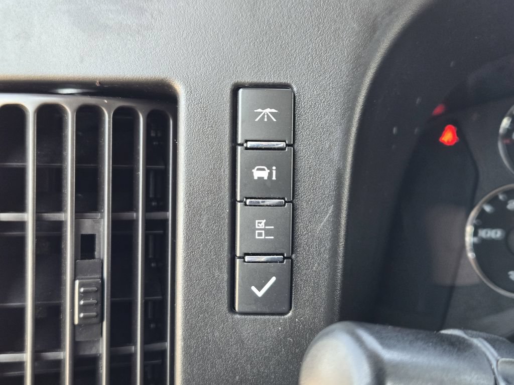 Used 2021 Chevrolet Express 2500 RWD image 26