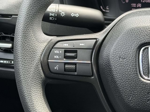 Certified 2025 Honda Accord SE image 17