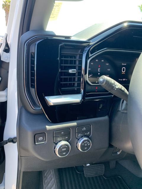New 2026 GMC Sierra 3500 SLE w/ SLE Convenience Package AWD/4WD image 14