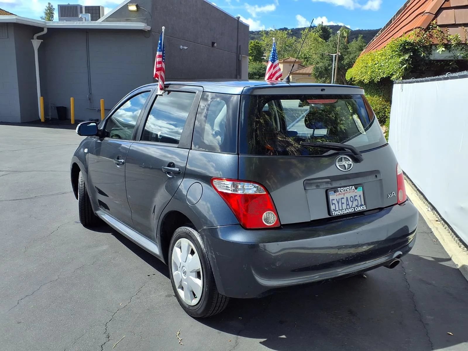 Used 2006 Scion xA FWD image 5