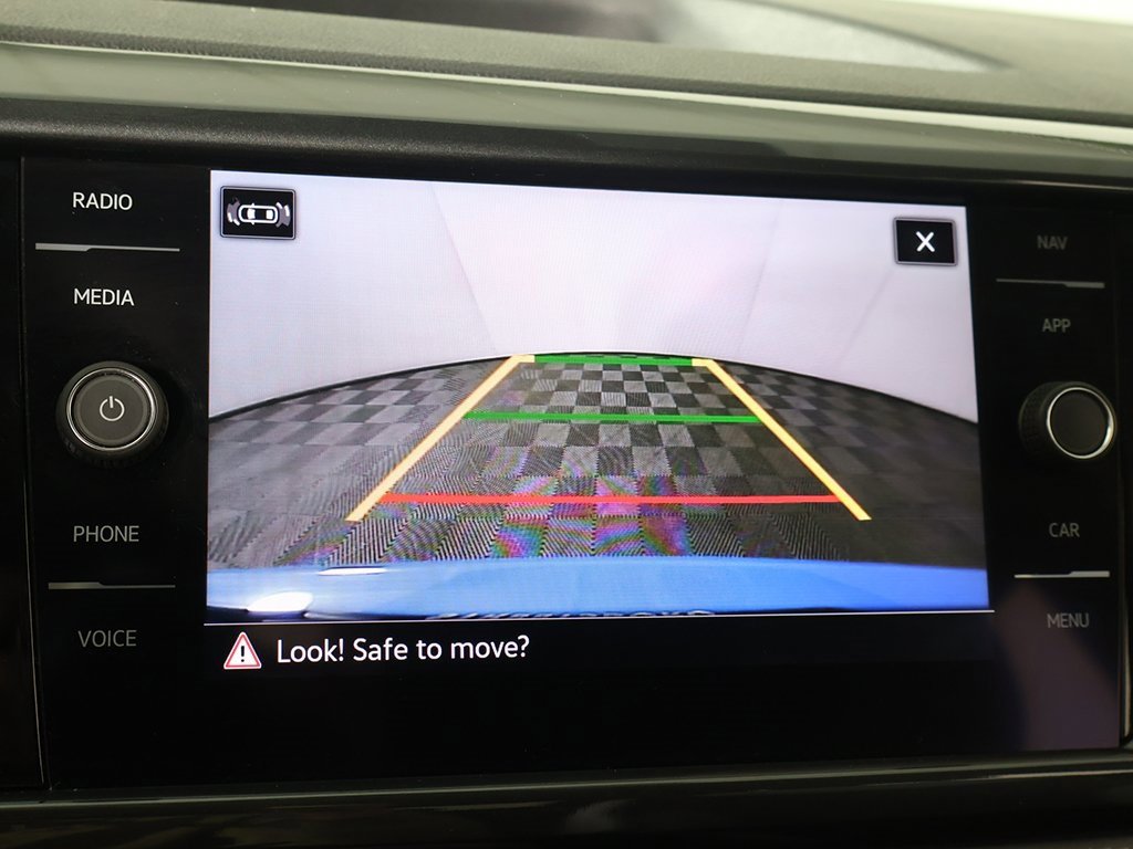 Used 2022 Volkswagen Taos SEL image 50