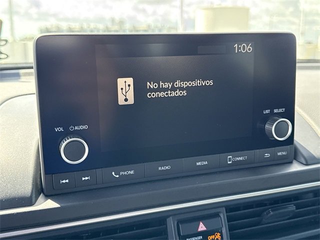 Used 2023 Honda Pilot Sport image 18