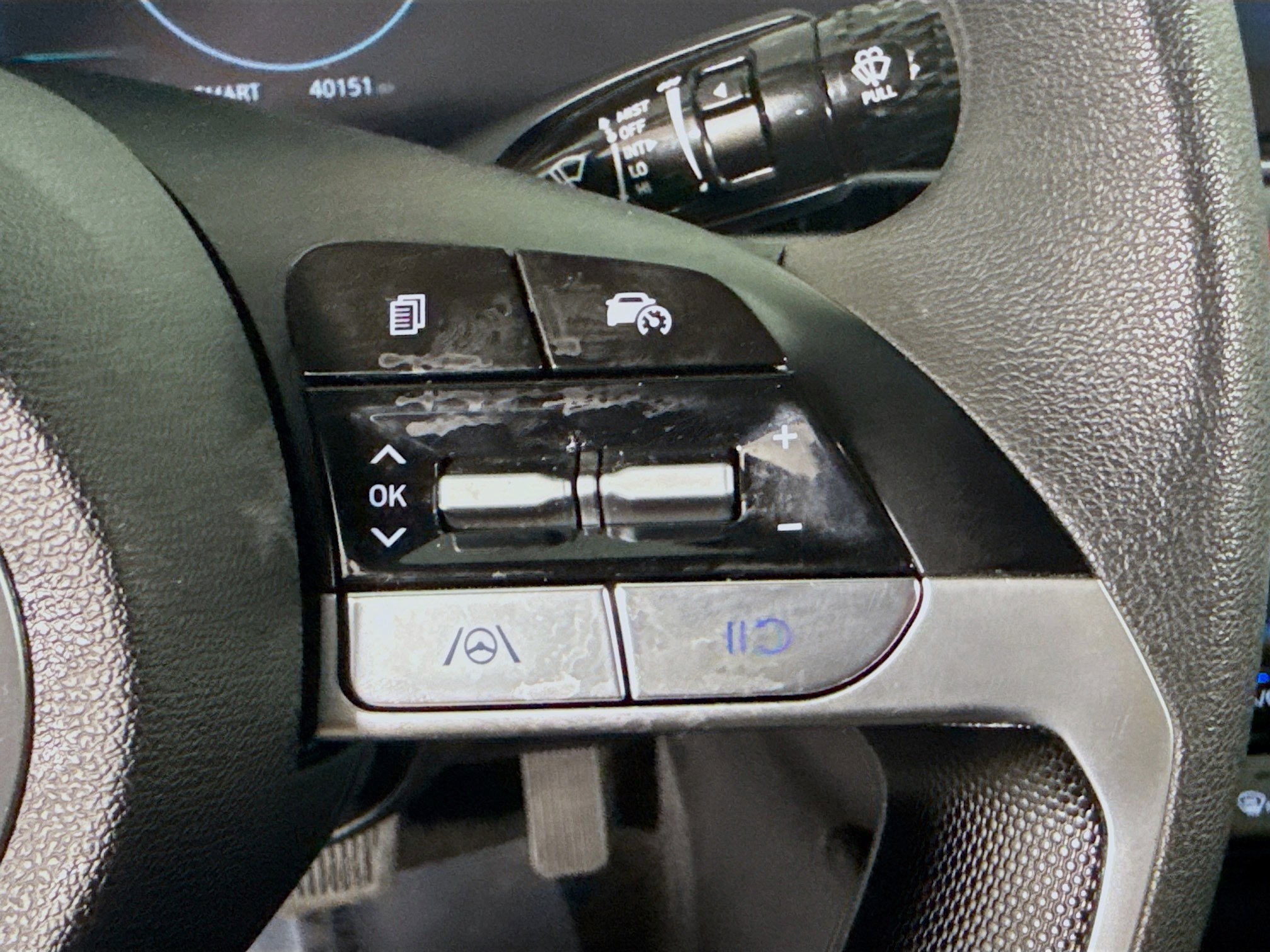 Used 2024 Hyundai Elantra SEL image 15