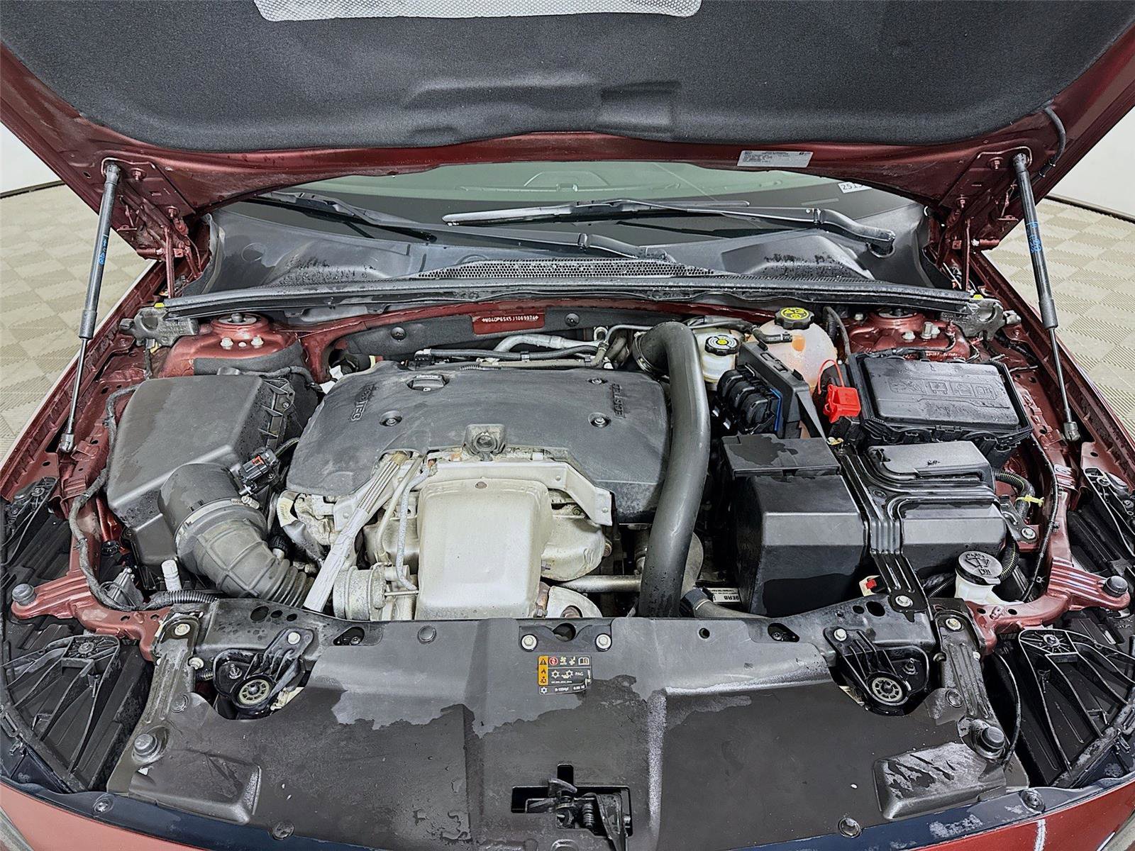 Used 2018 Buick Regal Essence w/ Driver Confidence Package #1 image 24