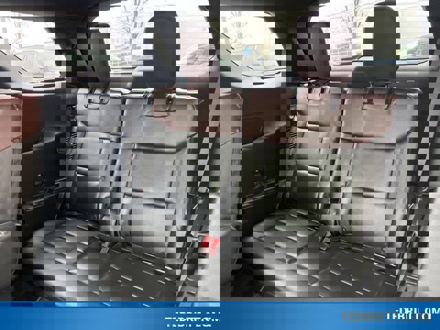 Certified 2022 Ford Explorer Platinum w/ Equipment Group 601A image 18