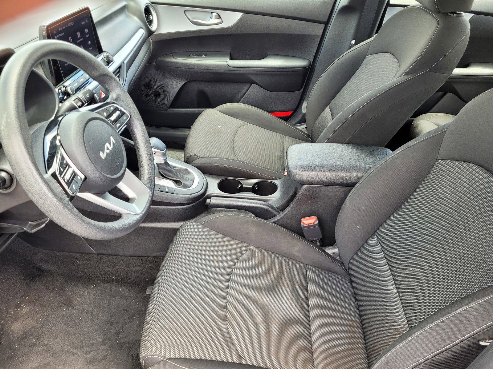 Used 2023 Kia Forte LXS FWD image 16