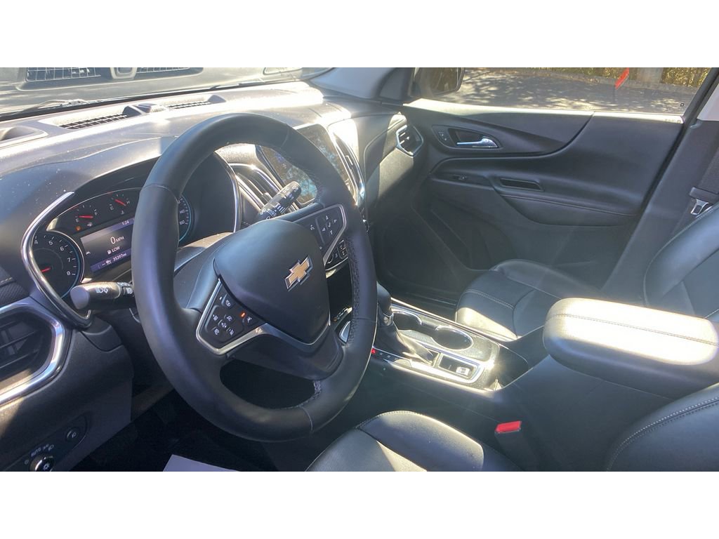 Used 2023 Chevrolet Equinox Premier image 6