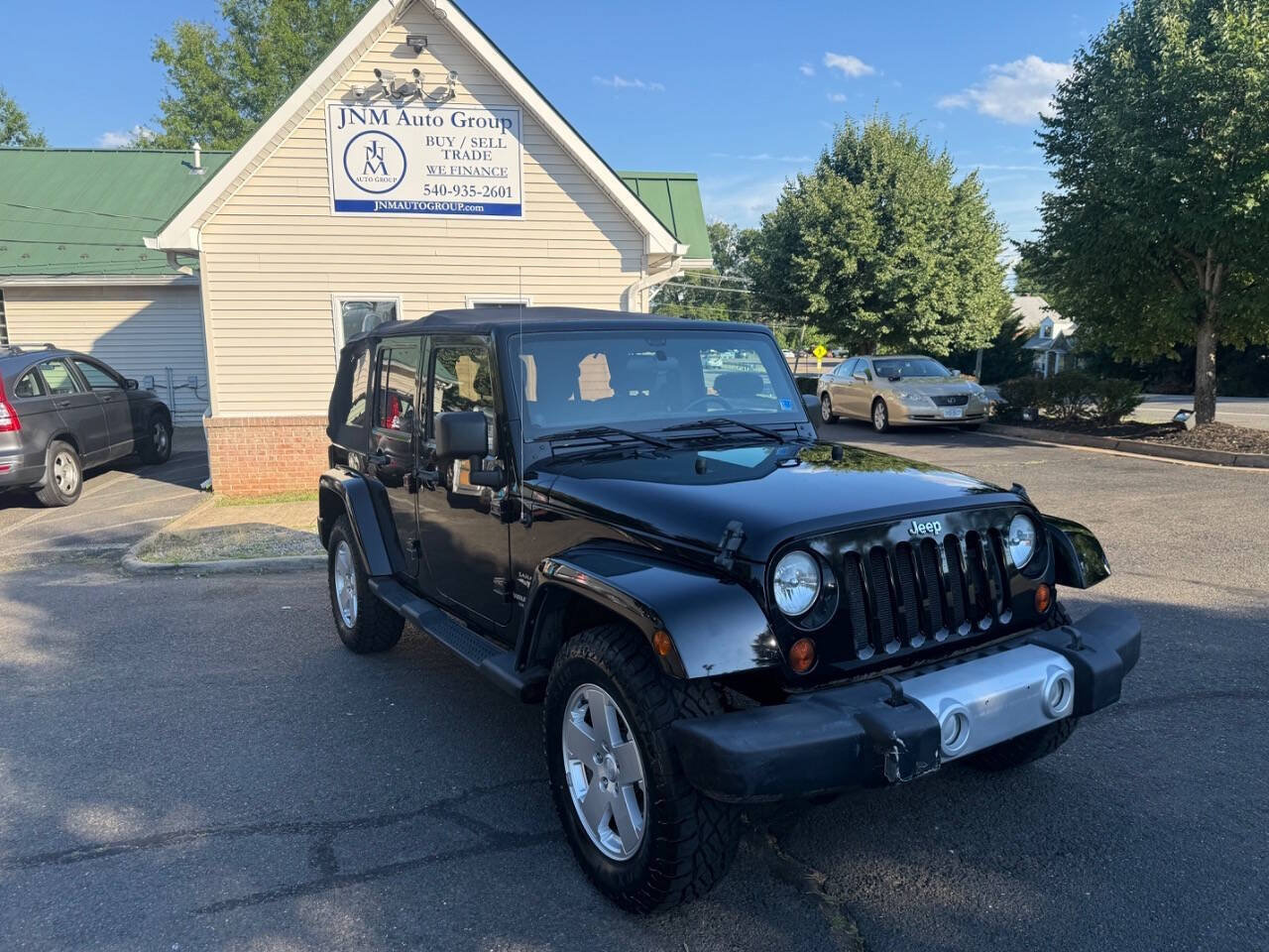 Used 2012 Jeep Wrangler Unlimited Sahara w/ Connectivity Group