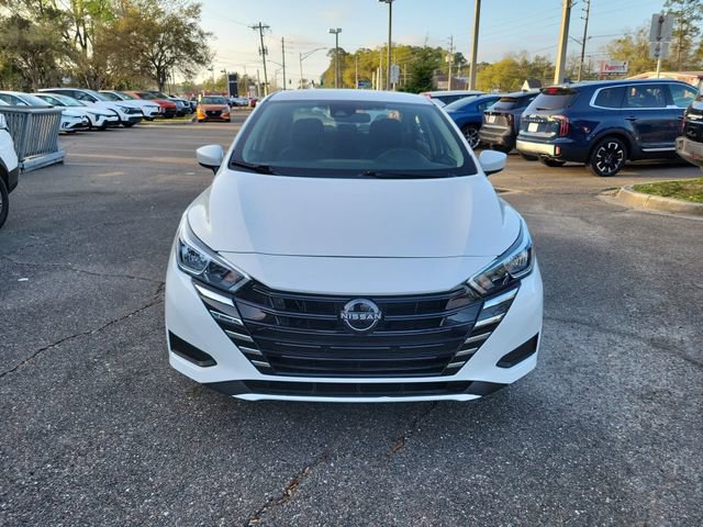 Used 2024 Nissan Versa SV FWD image 5