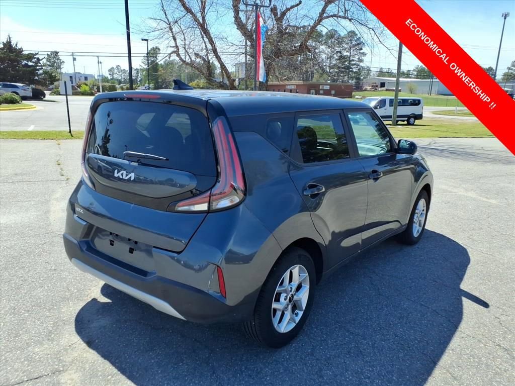 Used 2023 Kia Soul LX w/ Option Group 015 image 5