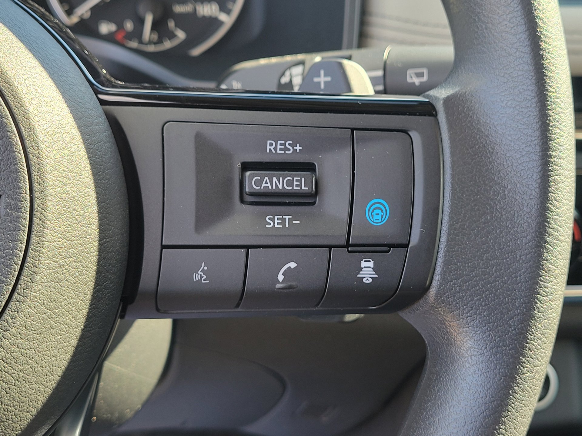 Certified 2023 Nissan Rogue SV image 19