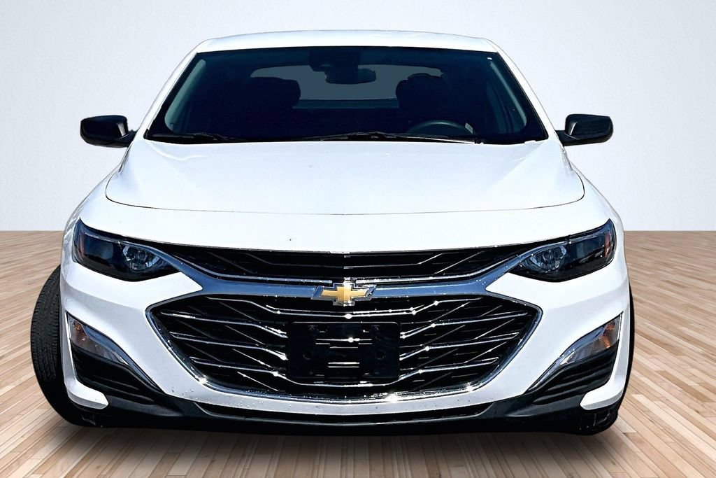 Used 2024 Chevrolet Malibu LS FWD image 2