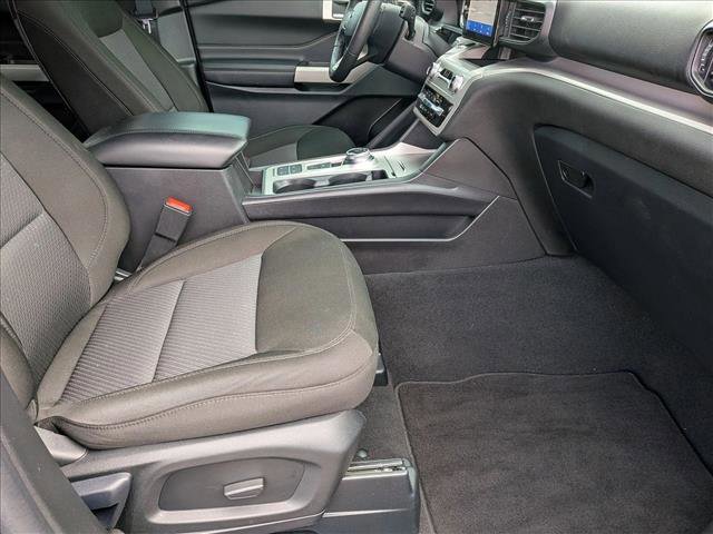 Used 2024 Ford Explorer XLT RWD image 20
