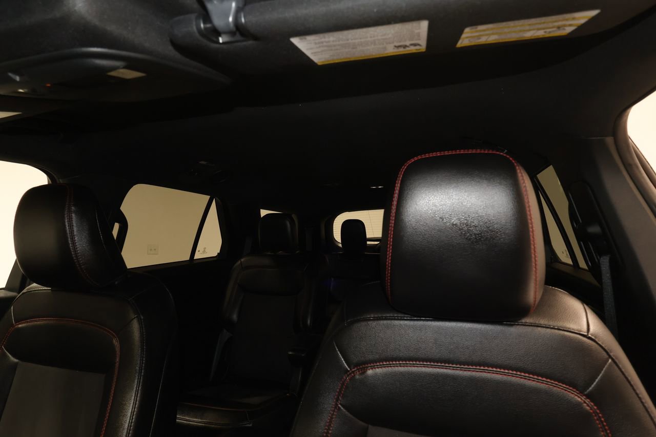 Used 2024 Ford Explorer ST-Line w/ Class IV Trailer Tow Package AWD/4WD image 18