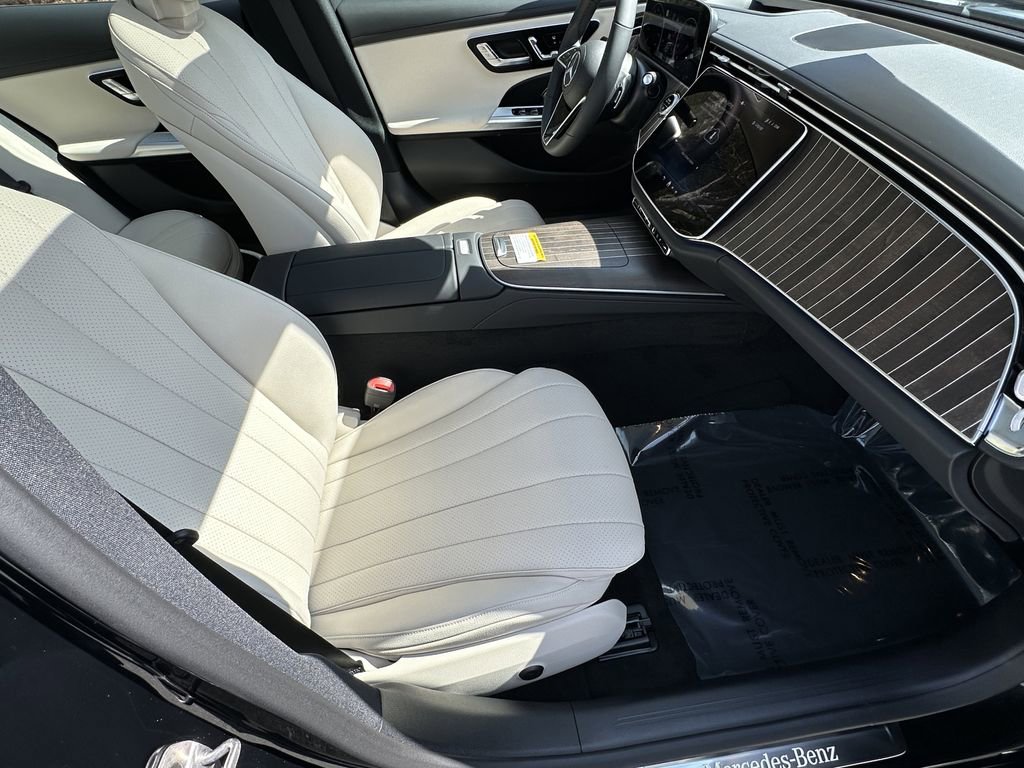 New 2026 Mercedes-Benz E 450 4MATIC Sedan image 15