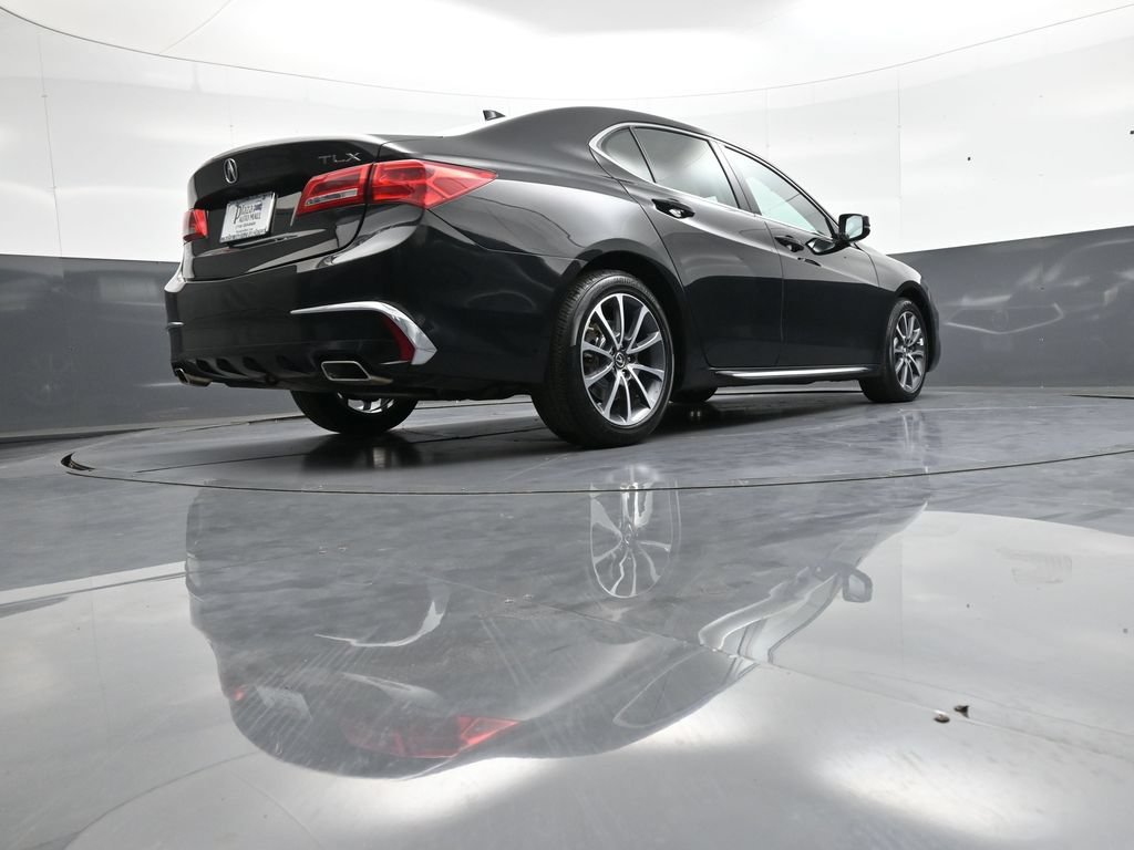 Used 2018 Acura TLX w/ Technology Package FWD image 30