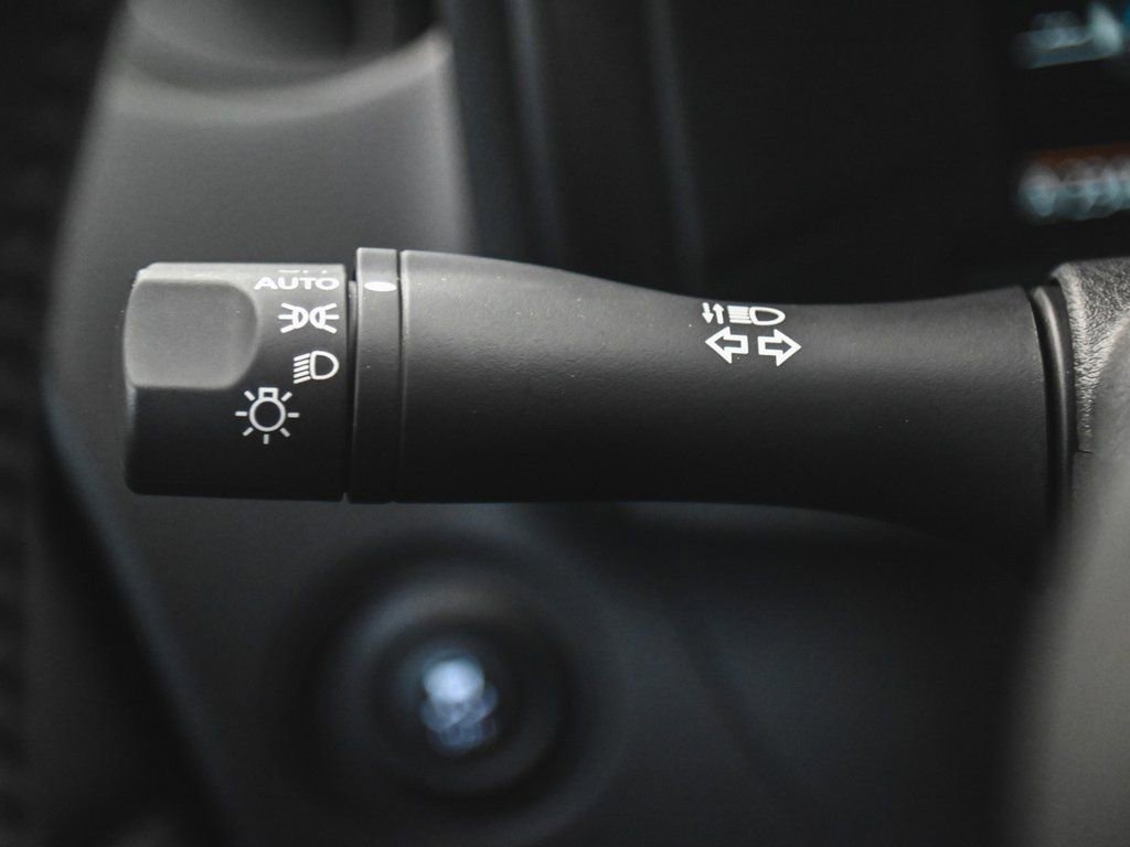 Used 2025 Nissan Z Performance w/ Floor Mat Package image 22