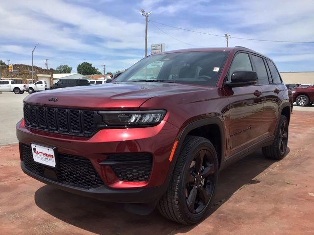 New 2025 Jeep Grand Cherokee Altitude