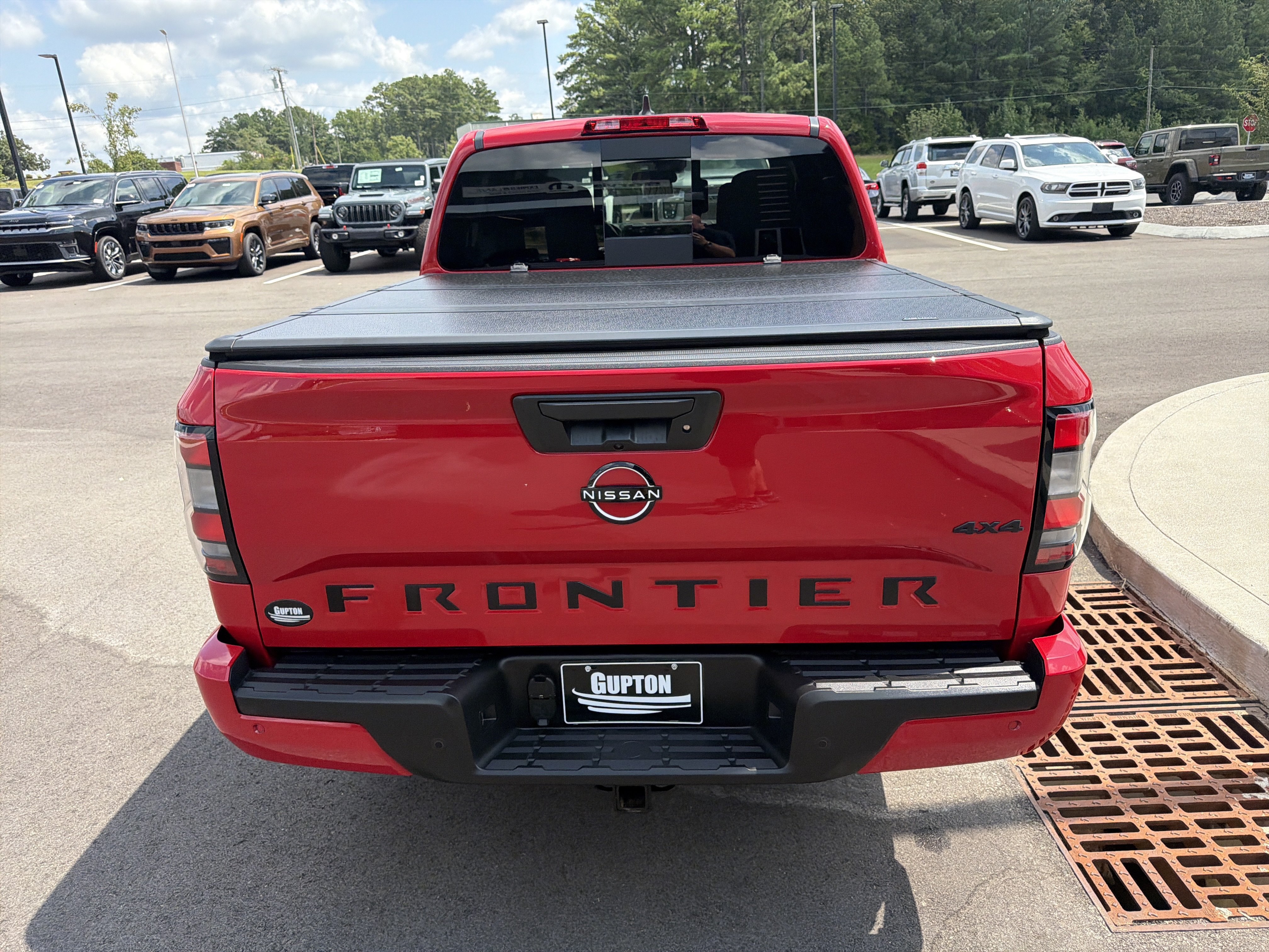 Used 2026 Nissan Frontier SV w/ All-Weather Content Package AWD/4WD image 12