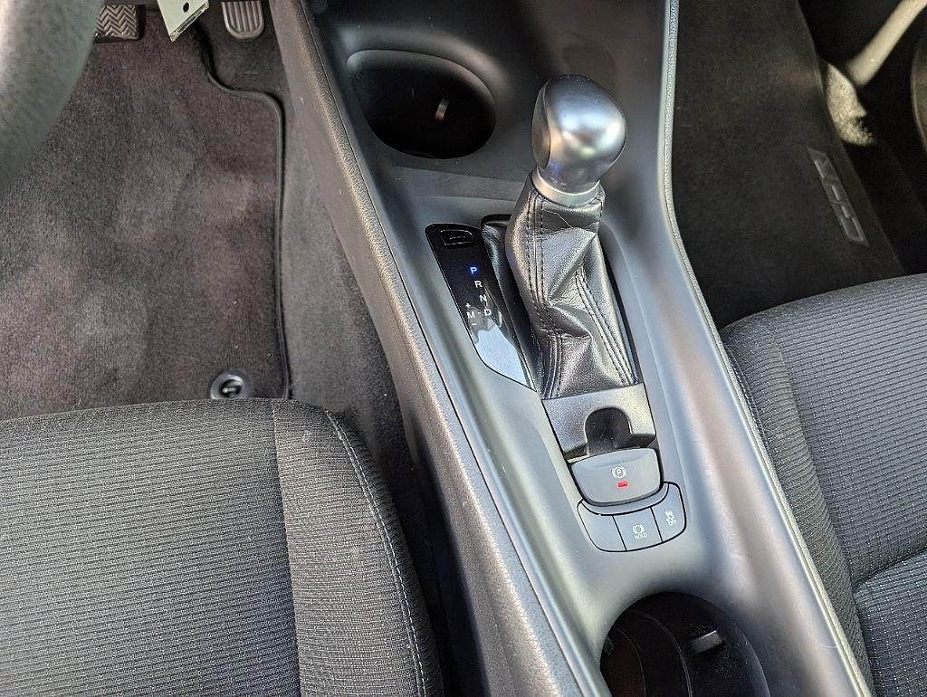 Used 2019 Toyota C-HR LE image 30