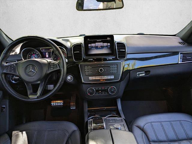 Used 2019 Mercedes-Benz GLE 400 4MATIC image 16