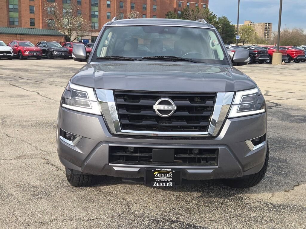 Used 2024 Nissan Armada SV image 5
