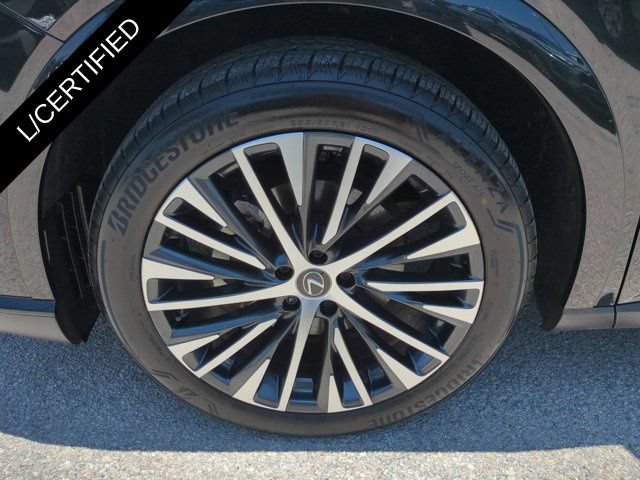 Certified 2025 Lexus RX 350 Premium Plus FWD image 11