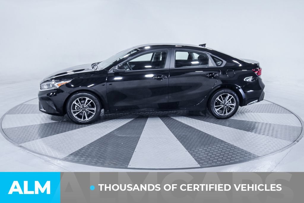 Used 2024 Kia Forte LXS FWD image 4