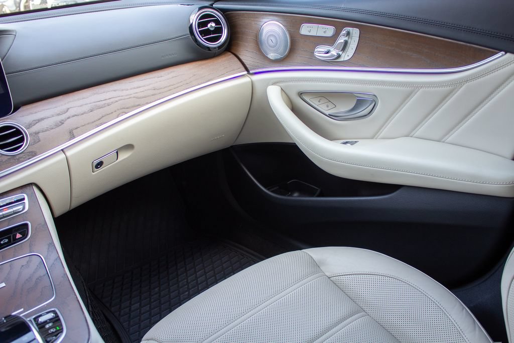 Used 2019 Mercedes-Benz E 63 AMG S w/ Driver Assistance Package image 19