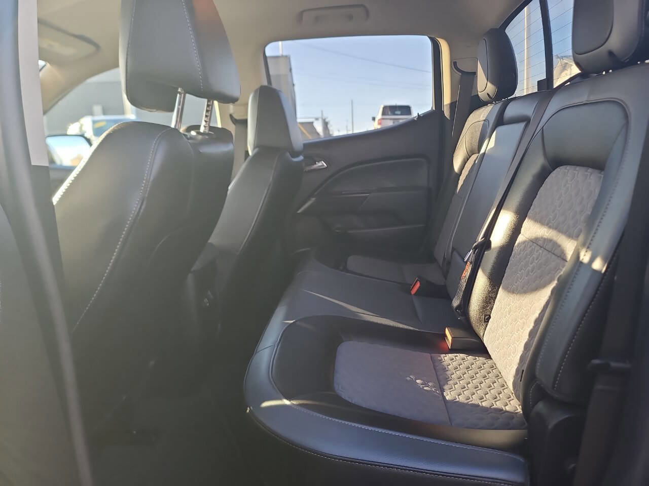 Used 2019 Chevrolet Colorado Z71 image 18