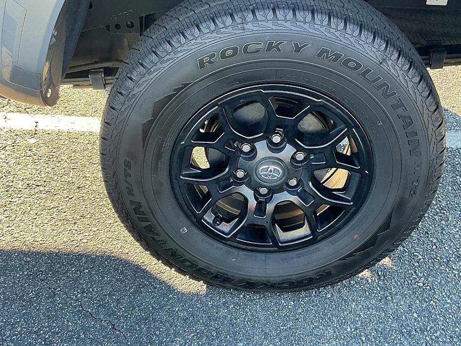 Used 2021 Toyota Tacoma SR5 image 8