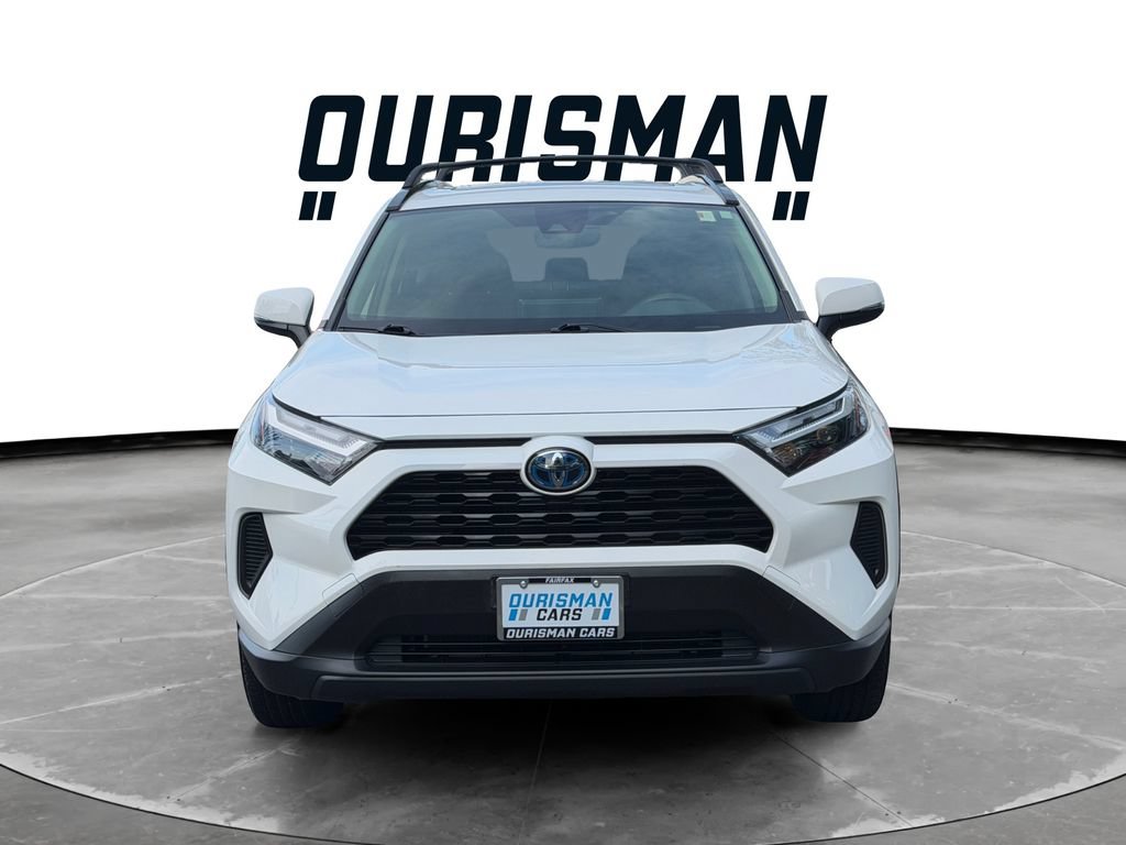 Used 2024 Toyota RAV4 XLE w/ Convenience Package AWD/4WD image 2