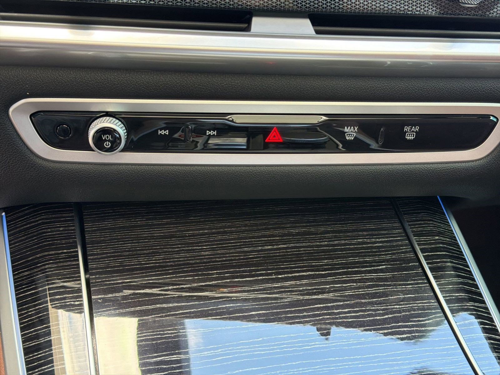 Certified 2024 BMW X5 xDrive40i w/ M Sport Package image 18