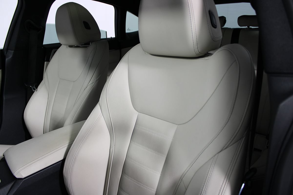 Used 2024 BMW i4 eDrive40 w/ M Sport Package RWD image 10