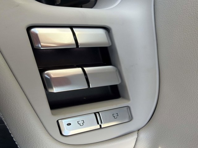New 2026 Lincoln Navigator L Reserve AWD/4WD image 10