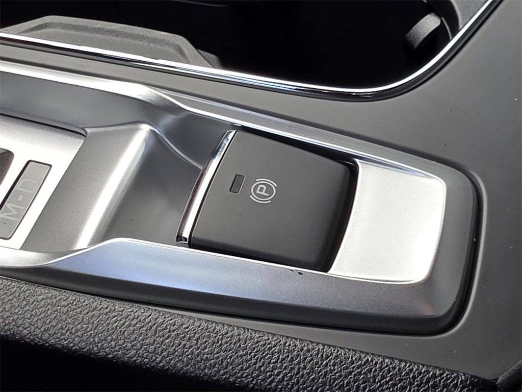 Certified 2025 Subaru Ascent Premium image 25