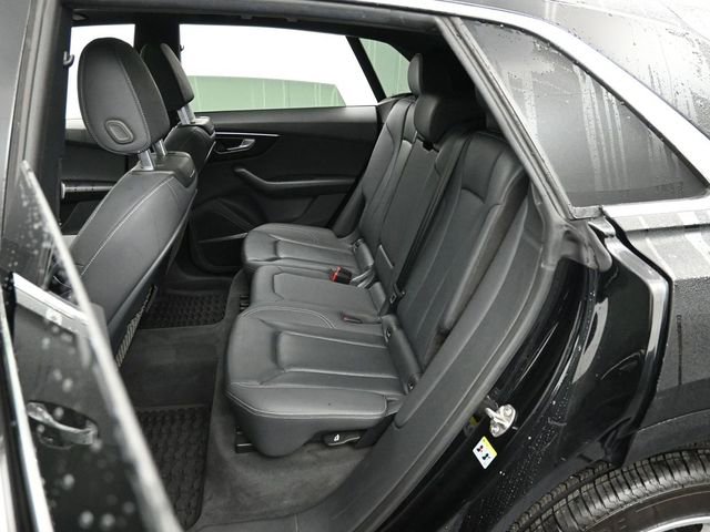 Used 2021 Audi Q8 Premium Plus w/ Premium Plus Package image 28